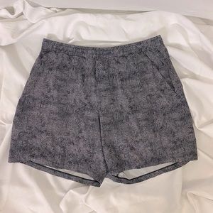 Lululemon Pacebreaker 7” Liner